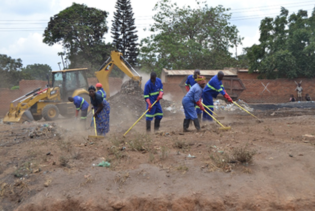 Ministry of Health commends Lilongwe City Council for clean-up exercise